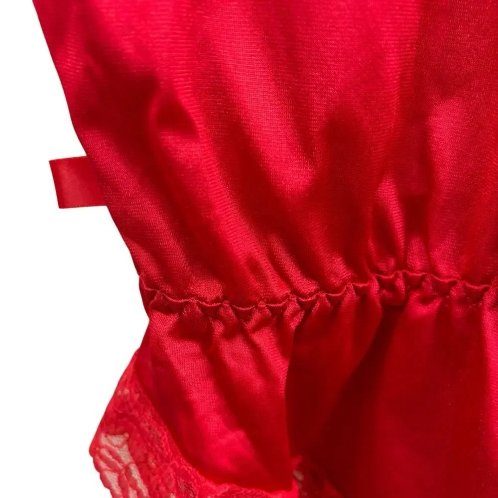 Ladies Vintage 1970’s Undercover Wear Red Bodysuit Linge Teddy Size Small‎